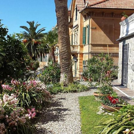 Le Orchidee Gia Lancillotto Apartment Леванто Екстериор снимка