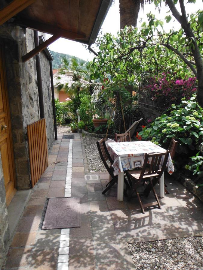Le Orchidee Gia Lancillotto Apartment Леванто Екстериор снимка